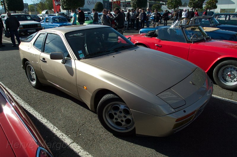 10-Porsche 944_02.jpg